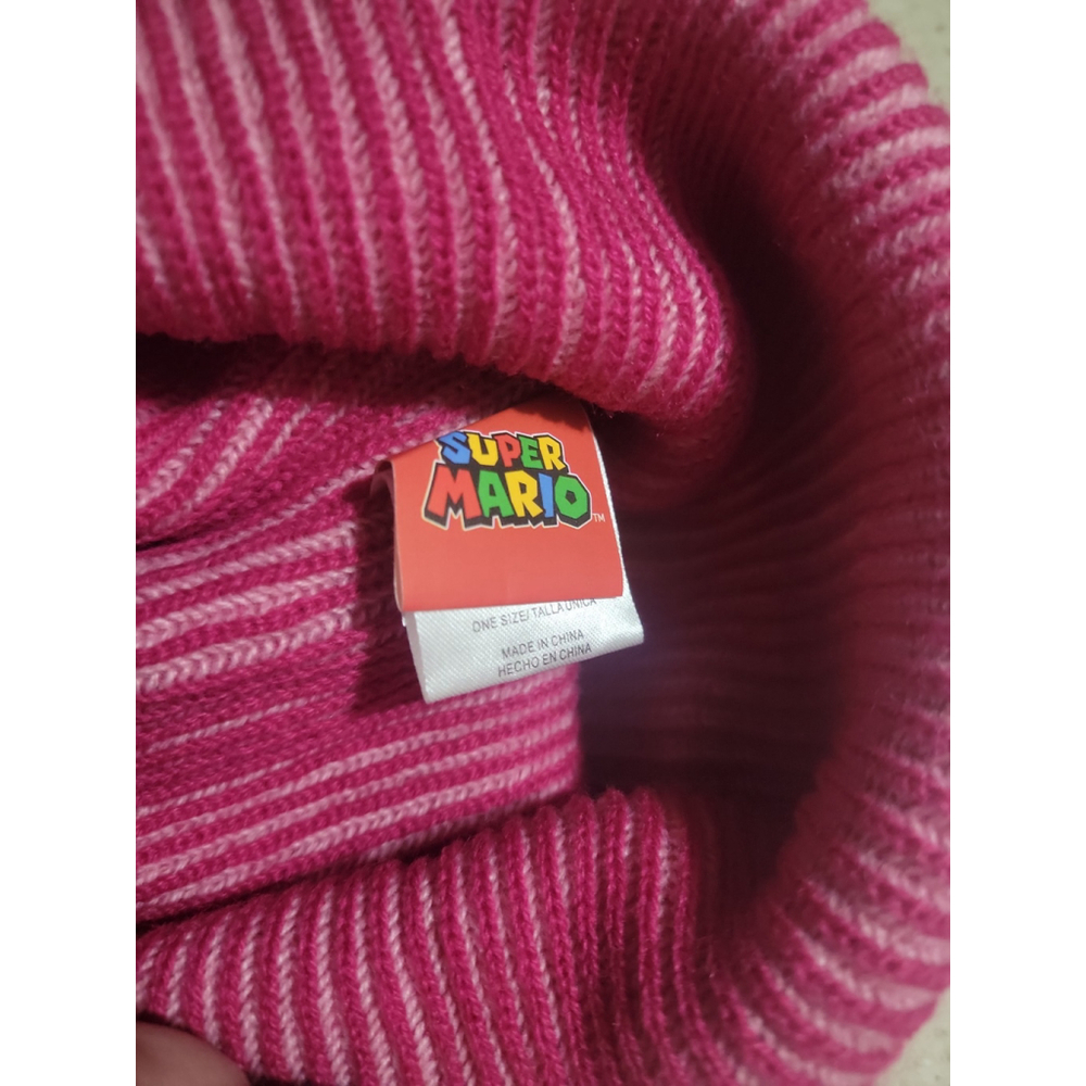 Super Mario Princess Peach Pom Beanie - Picture 3 of 4